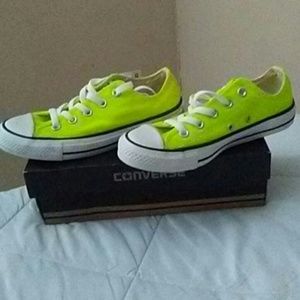 Converse unisex shoes